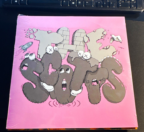 The scotts kaws record - kaws,